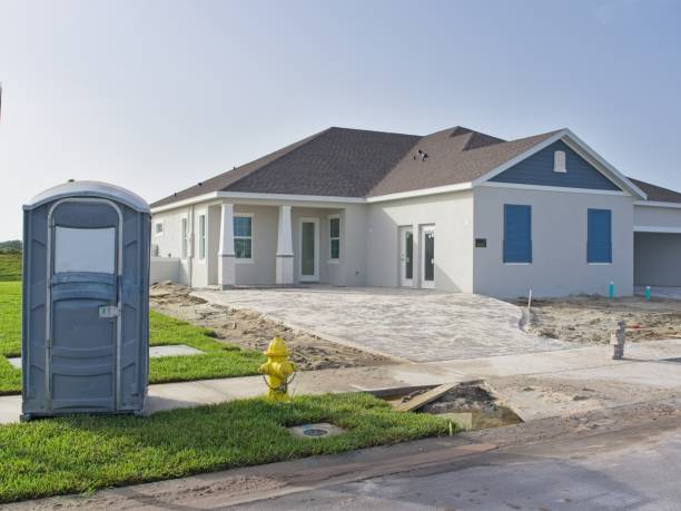 Best Luxury portable toilet rental  in Indiantown, FL